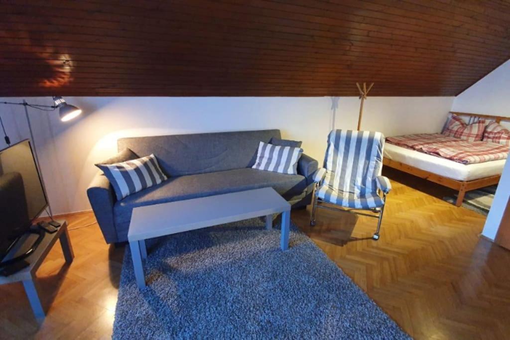 Cozzy Apartment In Nature Zagreb Exterior foto