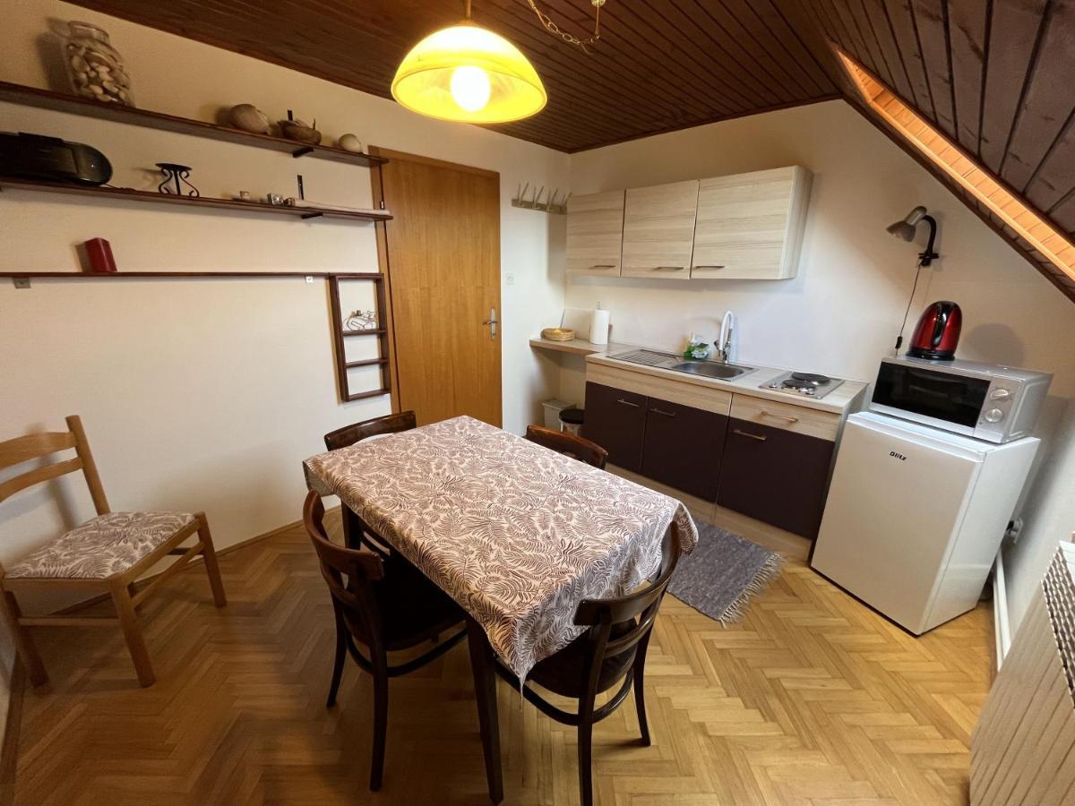 Cozzy Apartment In Nature Zagreb Exterior foto